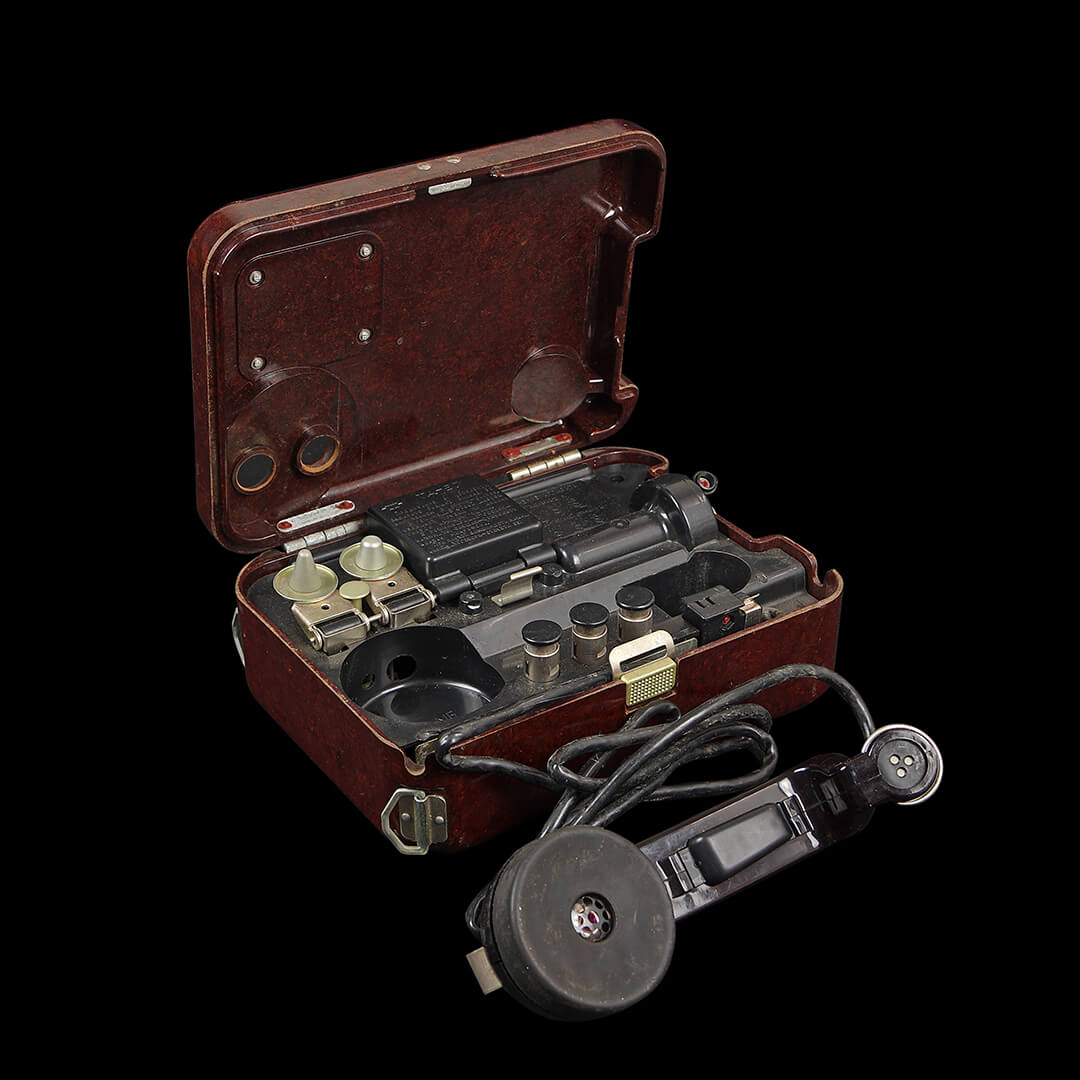 Rus askeri telefon (3)